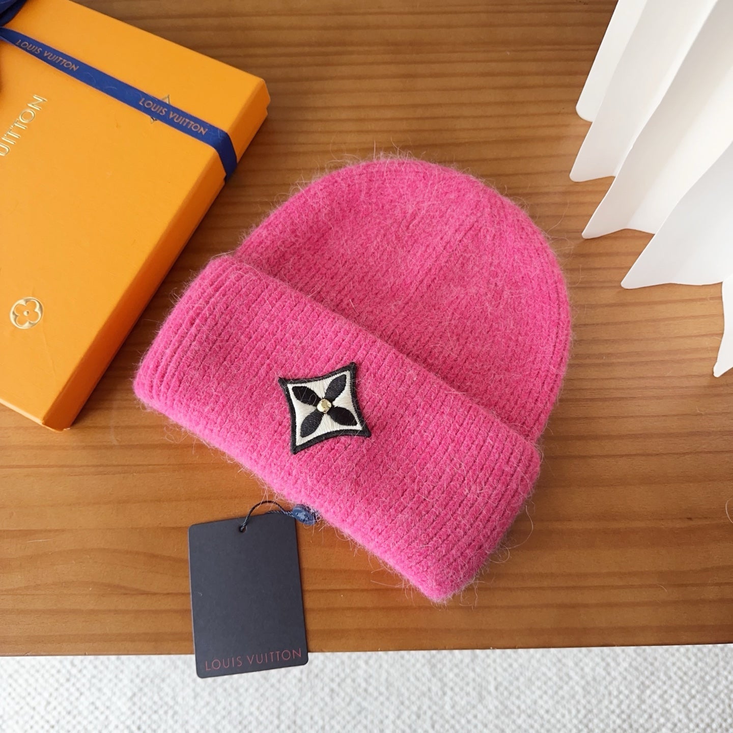 Beanie in Rose Red