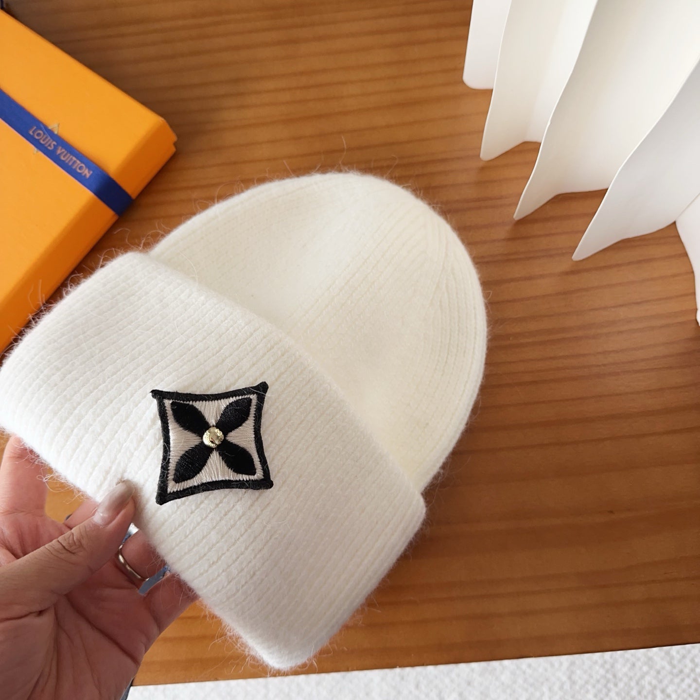 Beanie in White