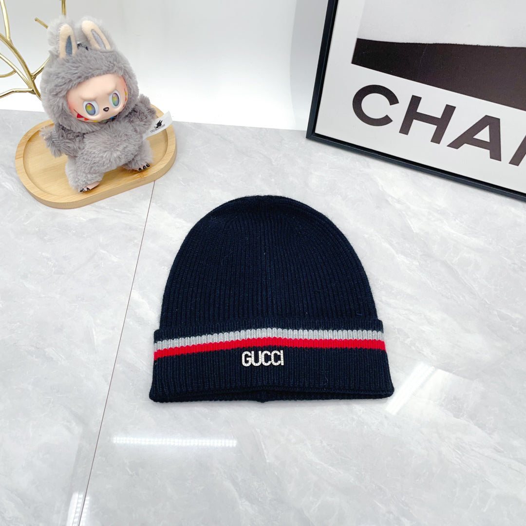 3PCS Set Beanie Scarf and Gloves Special
