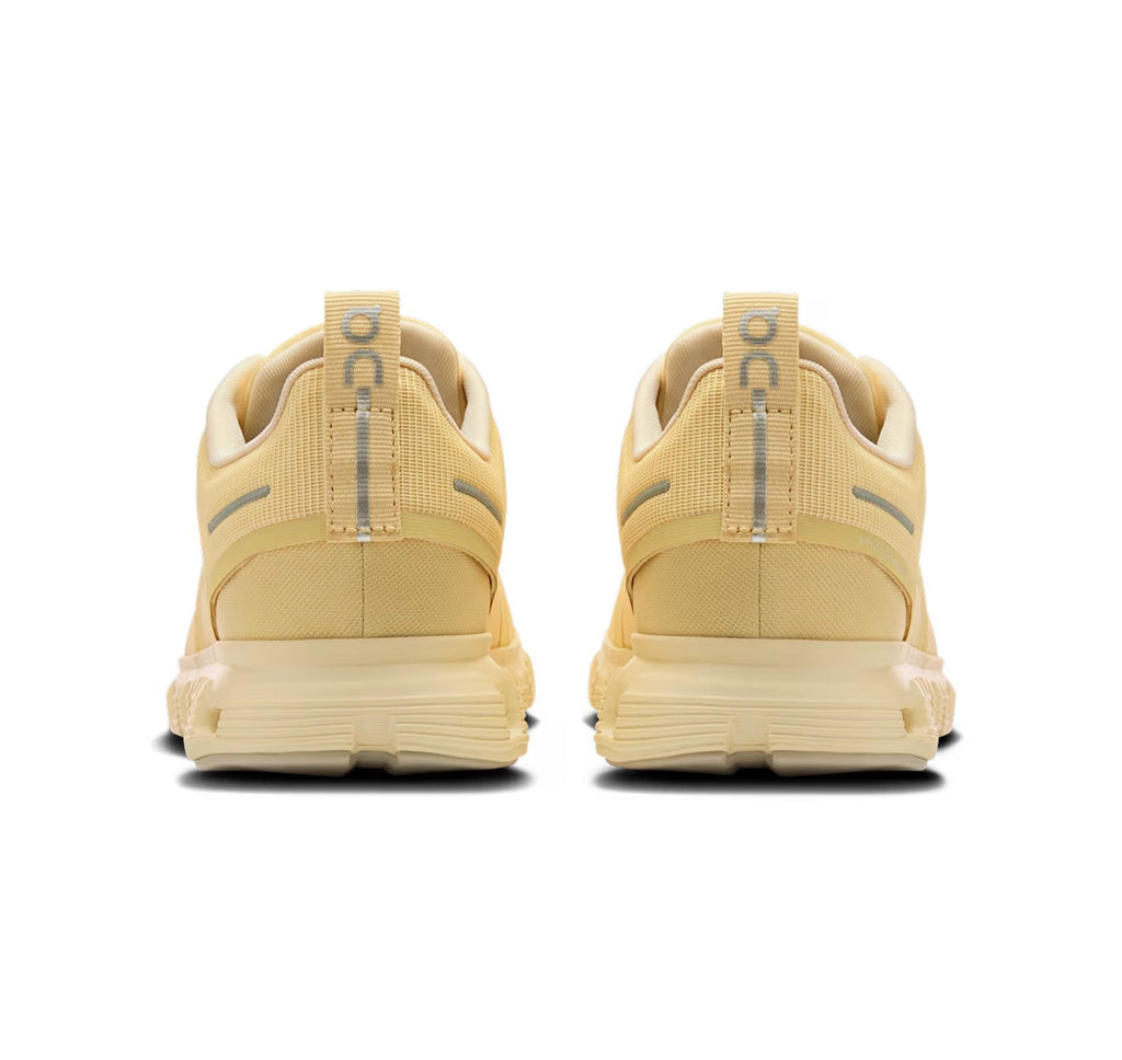 On Women's Cloud 6 Waterproof Nectar/Castor Lifestyle Sneakers