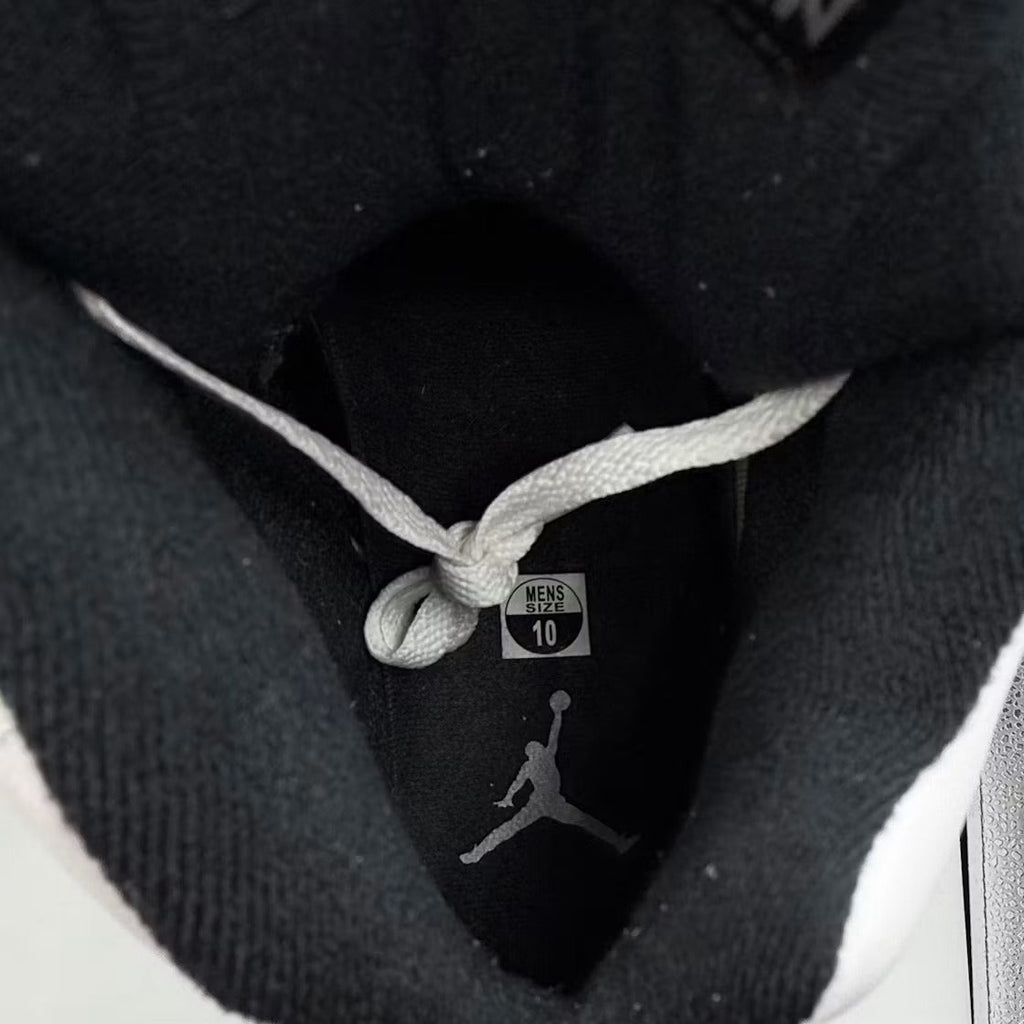 Used - Air Jordan 5 Retro Reverse Metallic - US M 10 - detail 4
