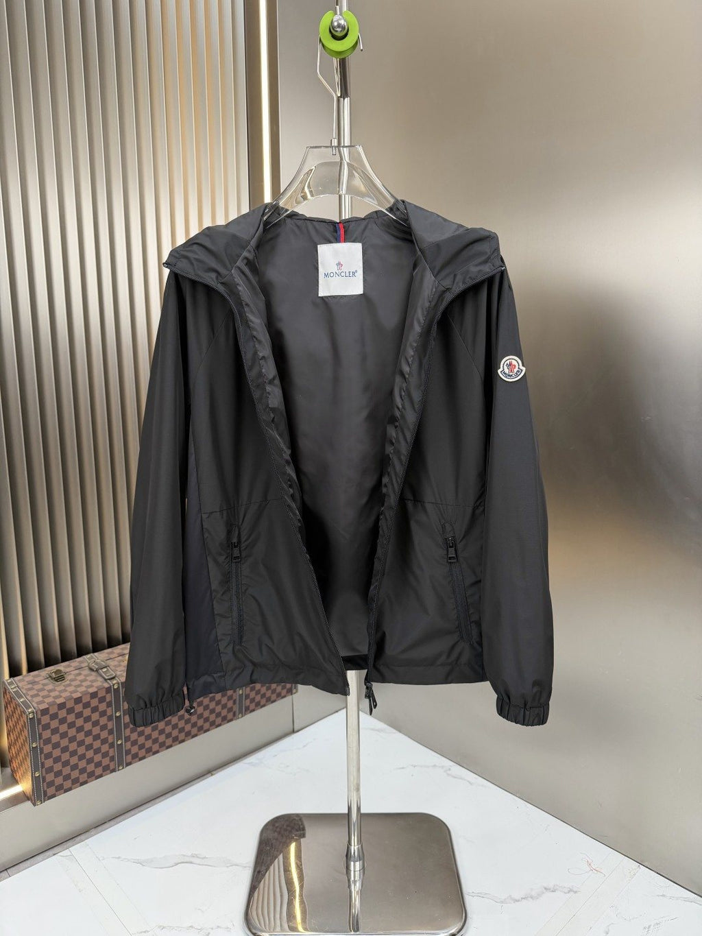 2026 Original Jacket Hooded Zip-Front Outerwear — hang_tag