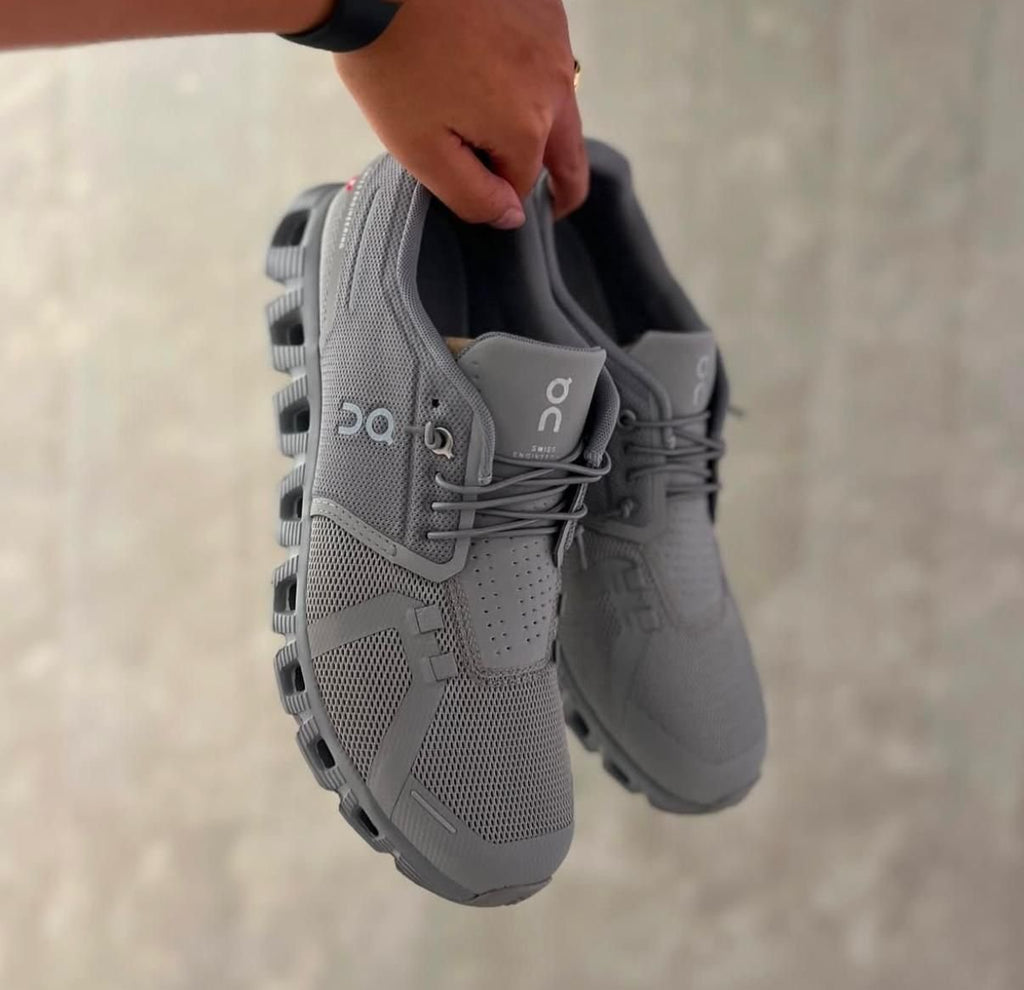 On Cloud 5 Fog Alloy Lifestyle Sneakers