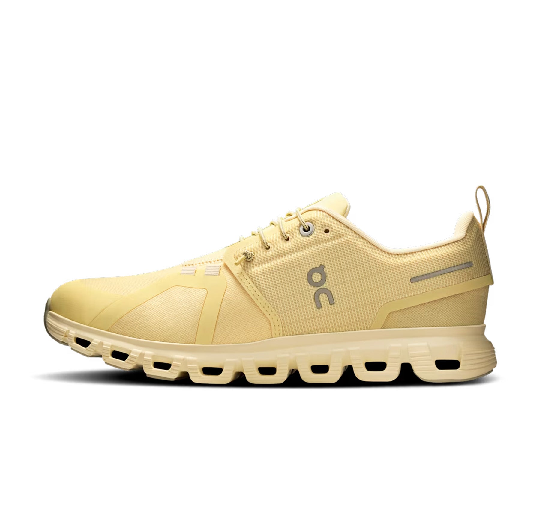 On Women's Cloud 6 Waterproof Nectar/Castor Lifestyle Sneakers
